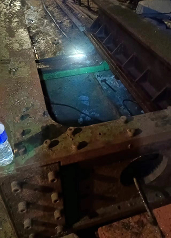 礦床開發(fā)挖掘井筒、硐室和巷道