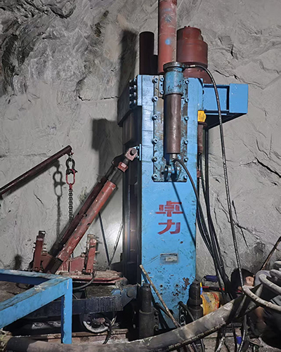 反井鉆機(jī)工藝與傳統(tǒng)放炮施工法的對比